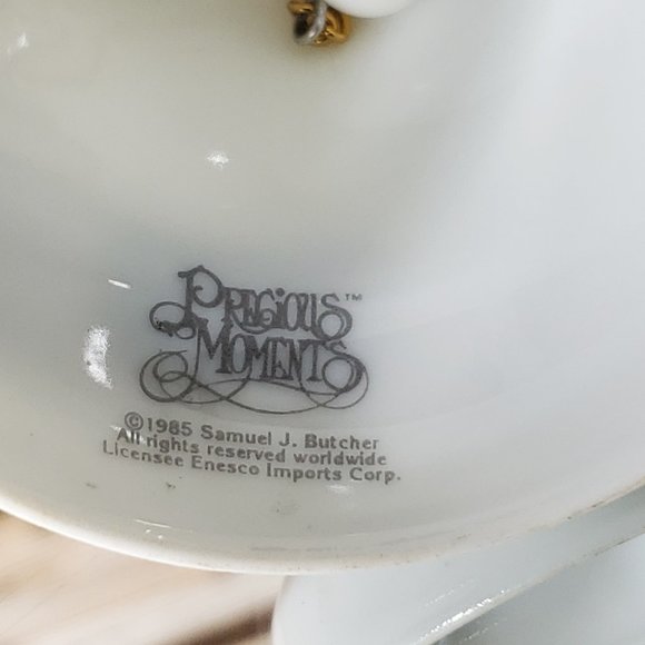 Enesco Precious Moments Bell Ornament Joy to the World - 1985 - Picture 7 of 7